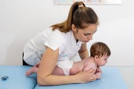 Fisioterapia para bebés: ¿por qué es importante desde el inicio de la vida?